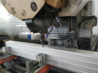 南京打印机铝型材深加工 cnc加工铣切-打孔-攻丝